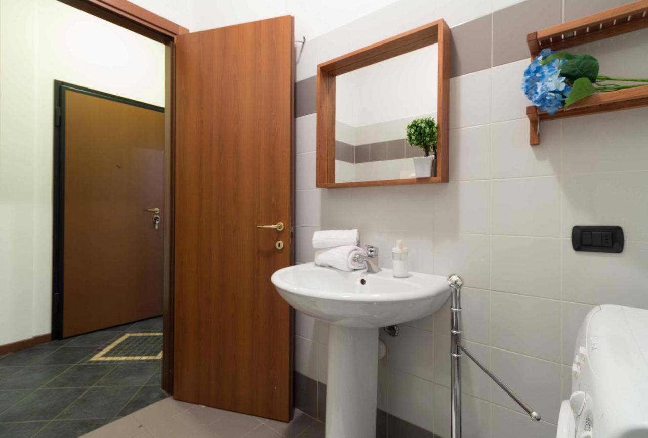 Galleria Roma Apartment - Affitti Brevi Italia Lecco Exterior photo