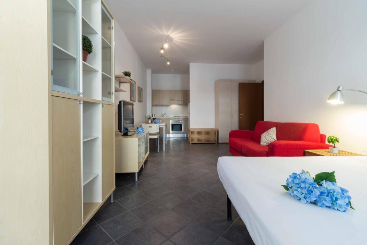Galleria Roma Apartment - Affitti Brevi Italia Lecco Exterior photo